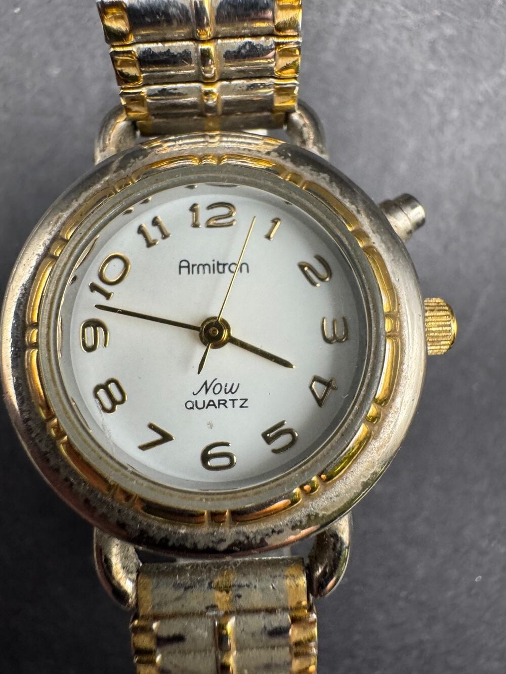 Vtg ARMITRON NOW Quartz 75/1731P MEL323GRN WATCH Two Tone 25mm Stretch Band